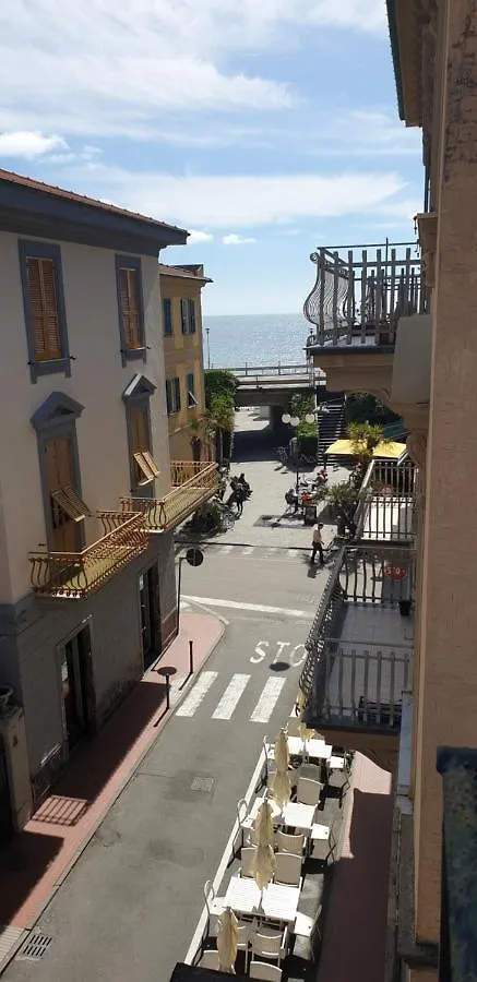 Beach Paradise Apartment Levanto